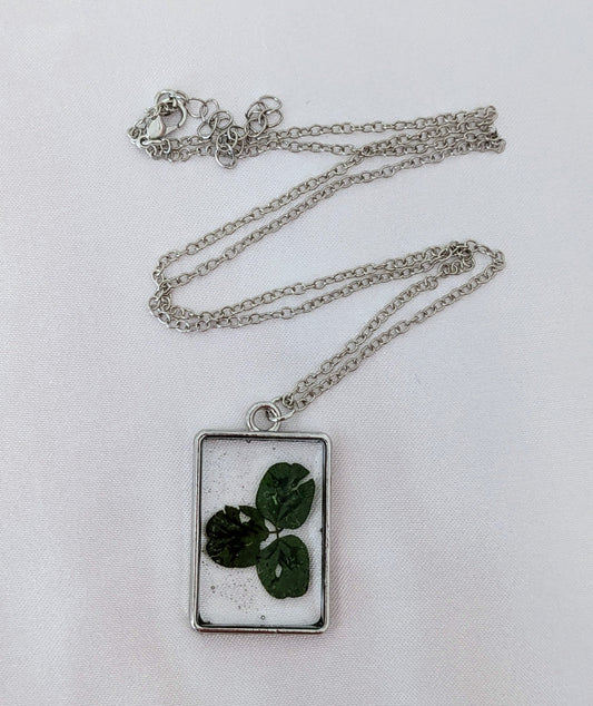 COLLIER TRÈFLE