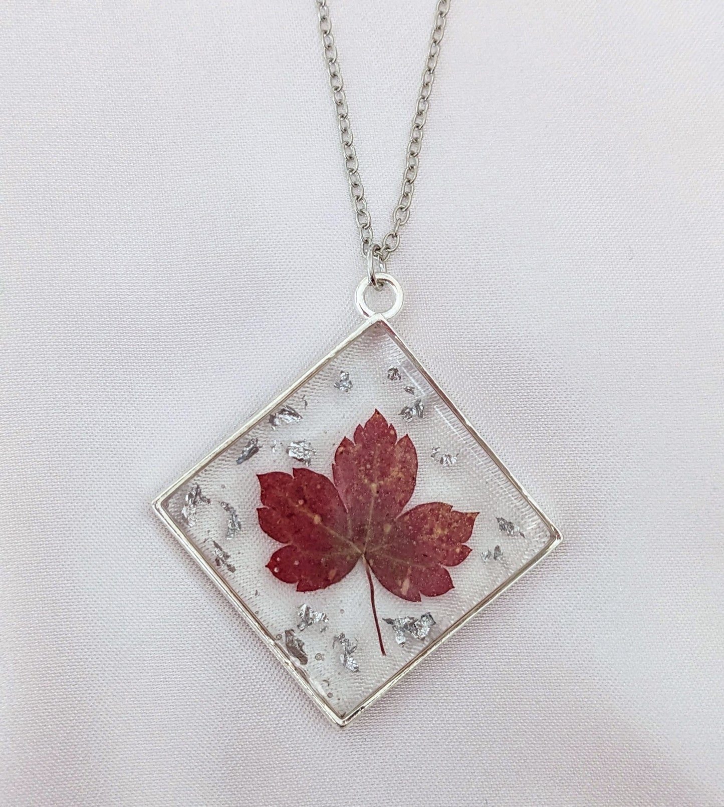 Collier Feuille