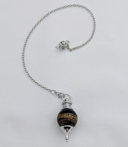 Pendule en pierre naturelle œil du tigre, fait main, idéal pour la radiesthésie, les pratiques spirituelles et la divination, outil énergétique raffiné.