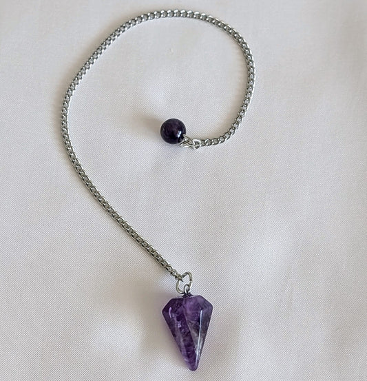 Pendule en pierre naturelle améthyste, fait main, idéal pour la radiesthésie, les pratiques spirituelles et la divination, outil énergétique raffiné.