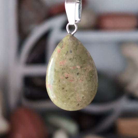 COLLIER UNAKITE