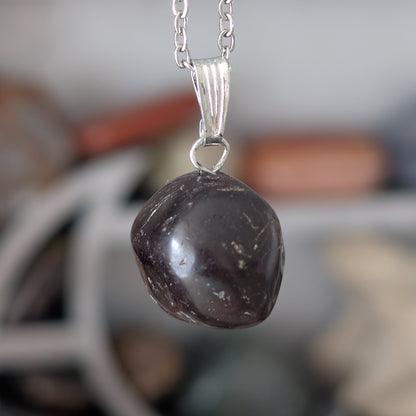 COLLIER GRENAT ROUGE