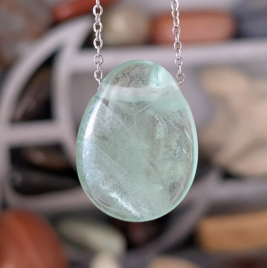 COLLIER FLUORINE VERTE